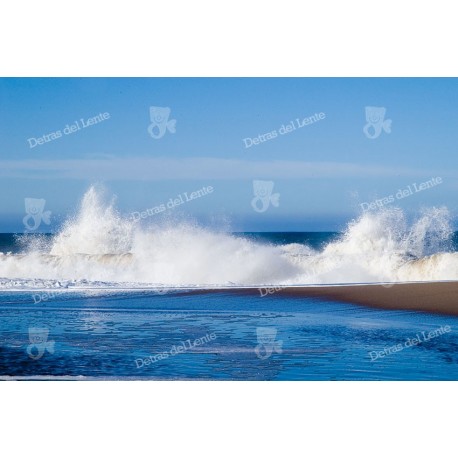 El mar y el Arroyo Maldonado