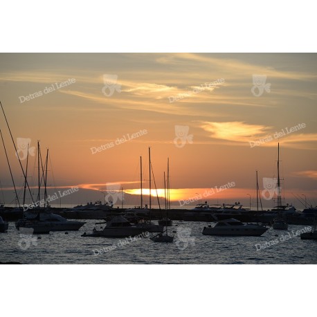 Puesta de Sol en la escollera