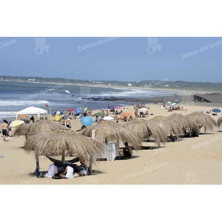 Playa de La Paloma y sus quinchos