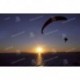 Parapente y puesta de sol