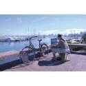 Artista pintando en el Puerto de Punta del Este